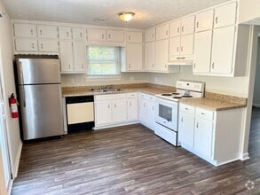 Building Photo - 123 Jackson Dr
