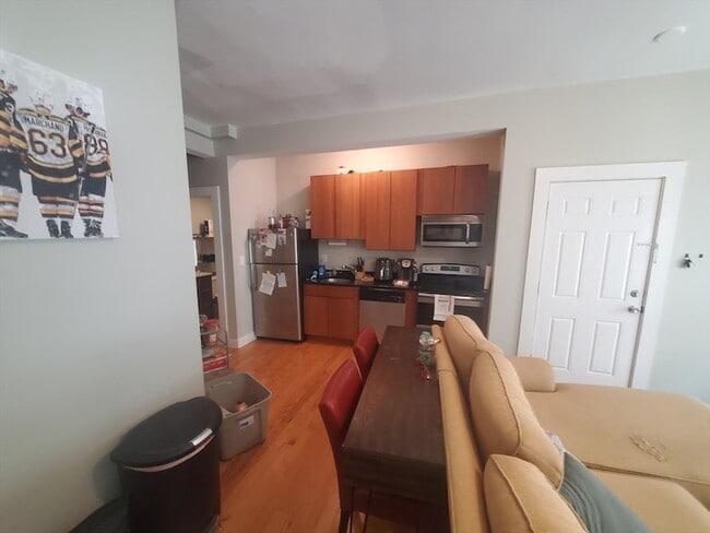 Photo - 41 Washburn St Apartment