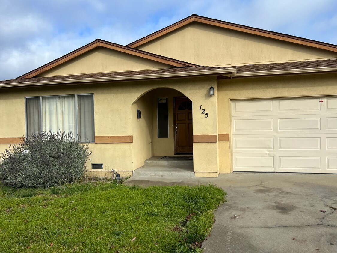 125 Katherine Ave, Salinas, CA 93901 House Rental in Salinas, CA