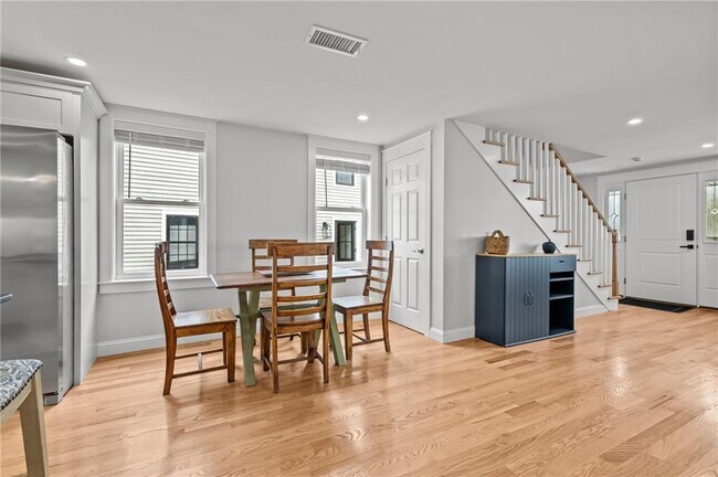 Foto del edificio - 484 Thames St