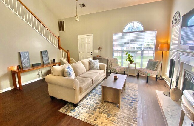 Building Photo - 47 Haven Ridge Ct