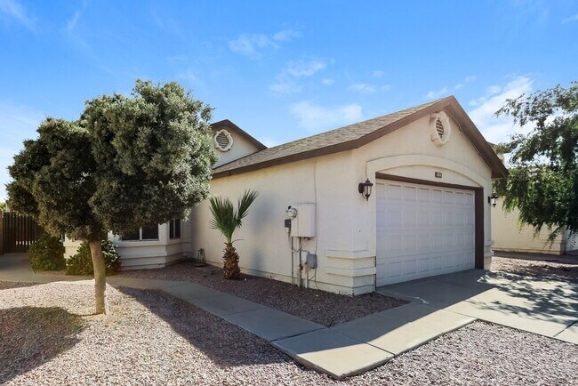 Foto del edificio - 6359 W Delmonico Ln