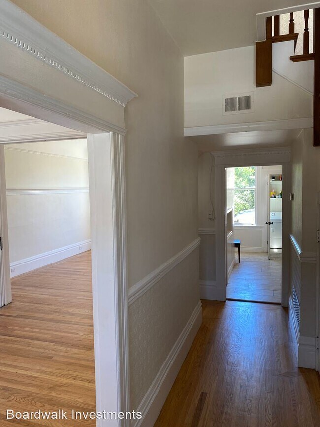 Building Photo - 3 br, 2 bath House - 1463 8th Ave