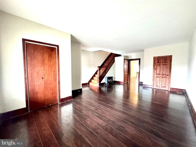 Building Photo - 425 Juniper St