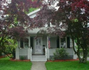 Primary Photo - 2 br, 1.5 bath House - 1375 Boulevard