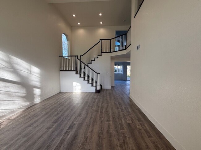 Building Photo - Beautiful Home for Rent in San Ramon