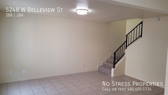 Building Photo - 2 Bed Town Home in Gated Community 53rd Av...