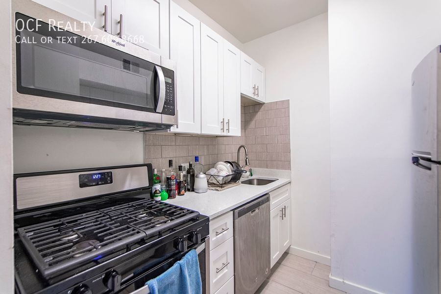 Foto principal - 3512 Lancaster Ave