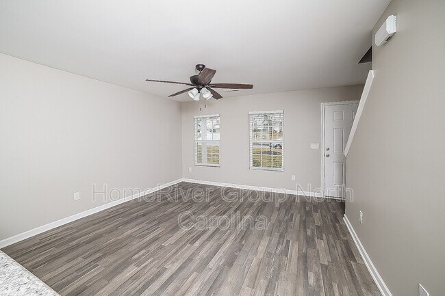 Building Photo - 2606 Leo Ln