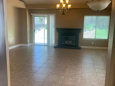 Foto del edificio - 10487 N Doheny Dr