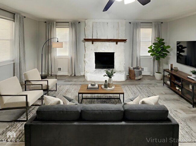 Foto del edificio - 240 N Hurst Mill Rd