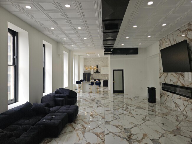 Foto del edificio - 539 W Market St