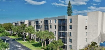 Building Photo - 5260 NW 2nd Ave