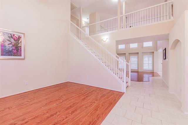 Building Photo - 6214 San Marino Dr
