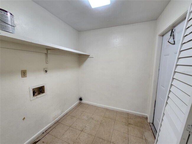 Foto del edificio - 1709 SW 69th Terrace