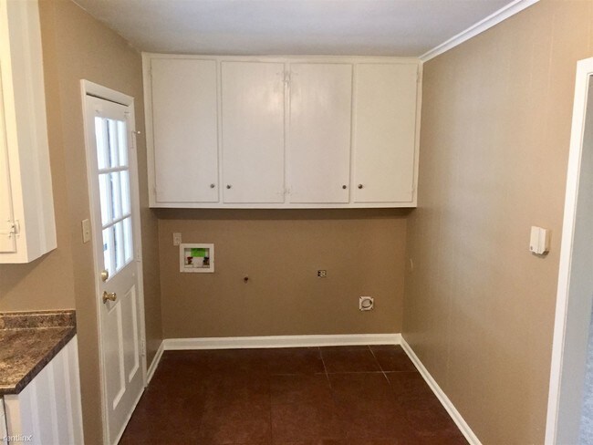 Building Photo - 4 br, 2 bath House - 1744 Goodhaven Dr