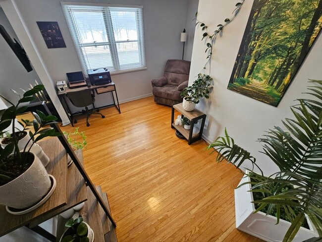 Building Photo - 113 Academy Rd