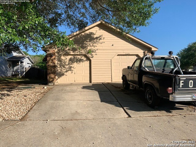 Foto principal - 6323 Worchester Knoll