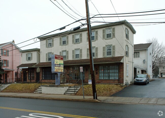 Building Photo - North Wales Court