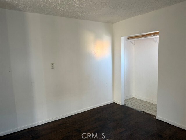 Foto del edificio - 8518 S Fir Ave