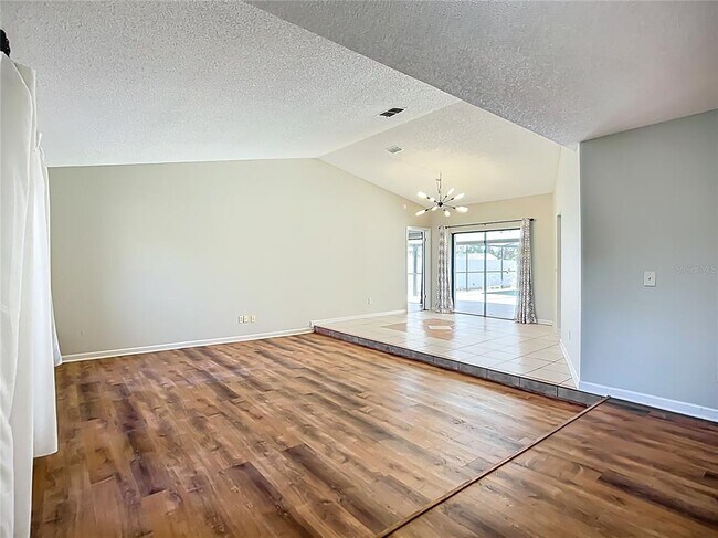 Foto del edificio - 1623 Carter Oaks Dr