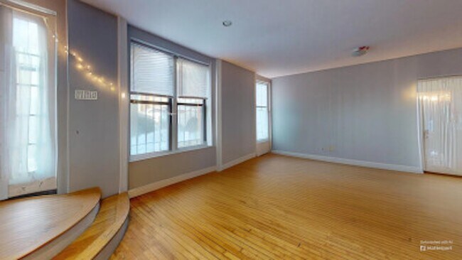 Foto del edificio - 330 1/2 E St