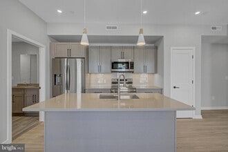 Building Photo - 2445 Innovator Wy