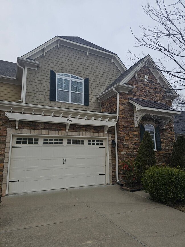 Foto del edificio - New Listing in Apex!