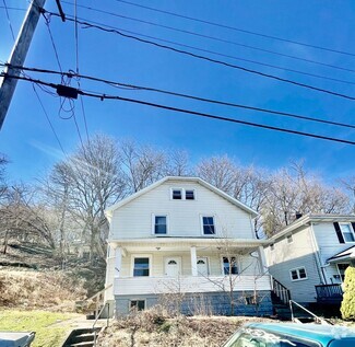Building Photo - 504-506 9th St