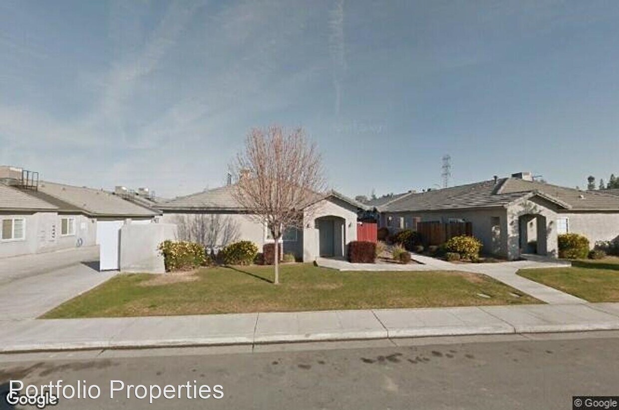 Primary Photo - 660 Blue Mountain Way