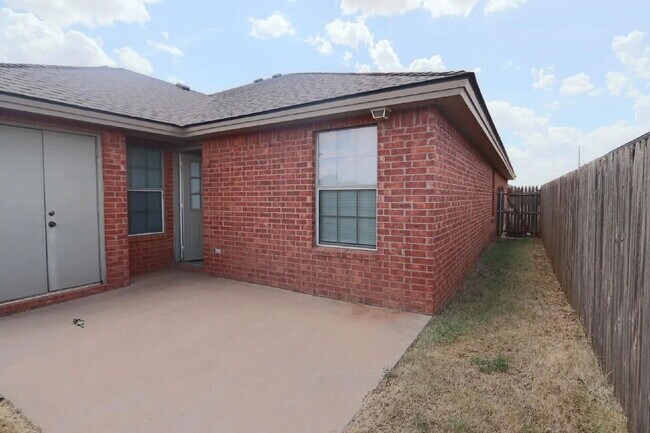 Foto del edificio - Great 3/3/2 Duplex!