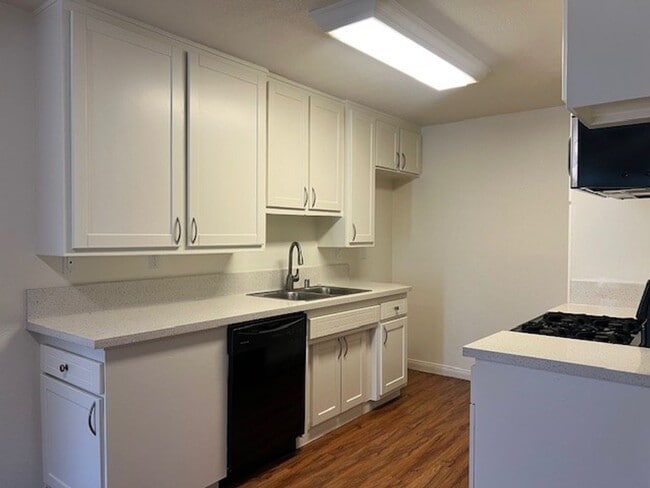 Interior Photo - Pacific Palms Apartment Homes