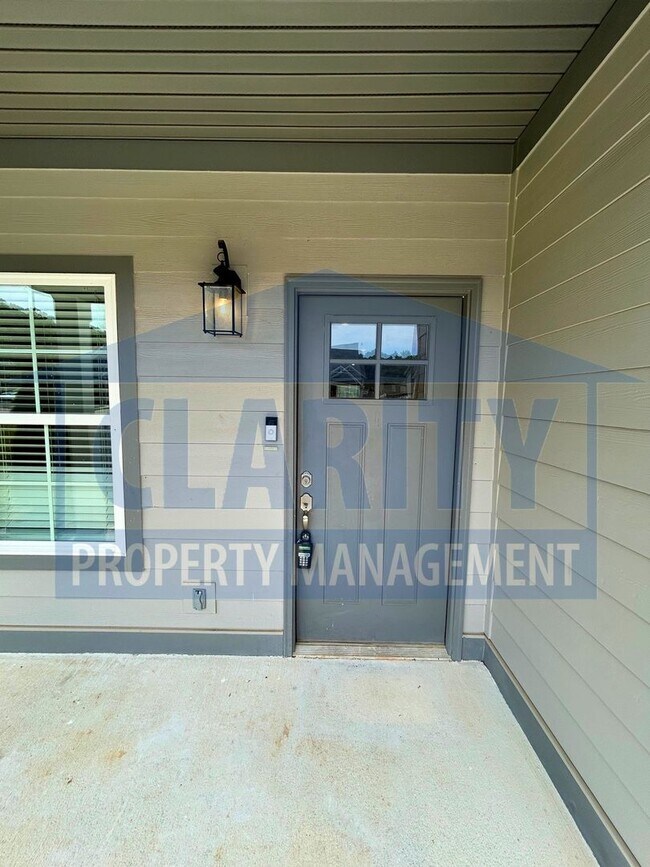 Foto del edificio - Modern two bedroom townhome!