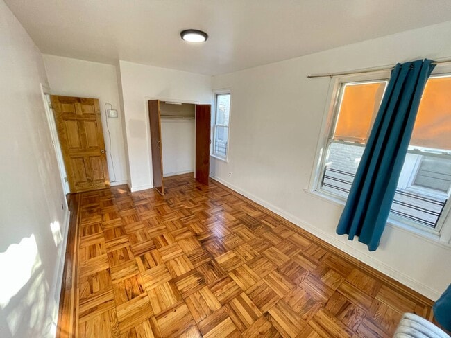 Foto del edificio - 1226 Ward Ave