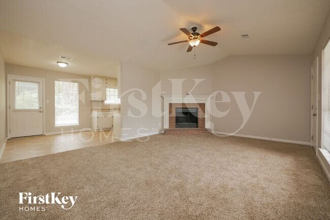Building Photo - 1785 Hearthstone Way