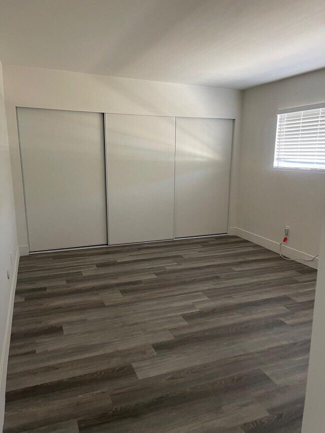 Foto del edificio - 2121 N Verdugo Rd