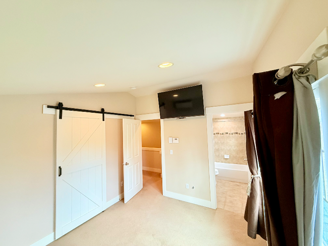 Foto del edificio - 746 N 92nd St