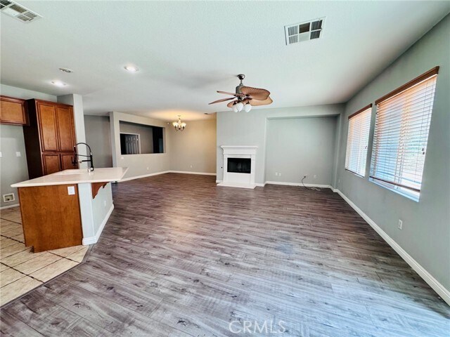 Foto del edificio - 16832 Fox Trot Ln