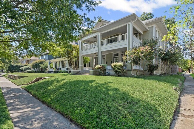 Foto del edificio - 301 S Edgefield Ave