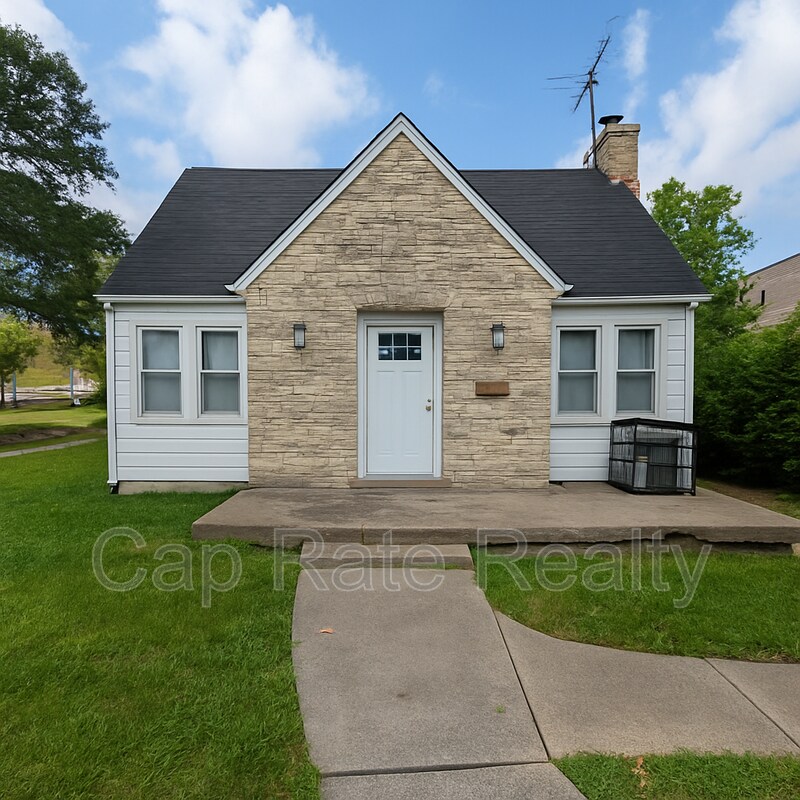 Primary Photo - 1366 Duxberry Ave