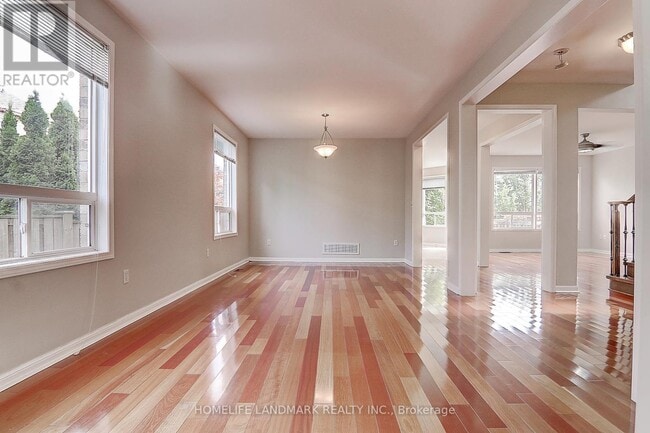 Building Photo - 51 Raffia Ave