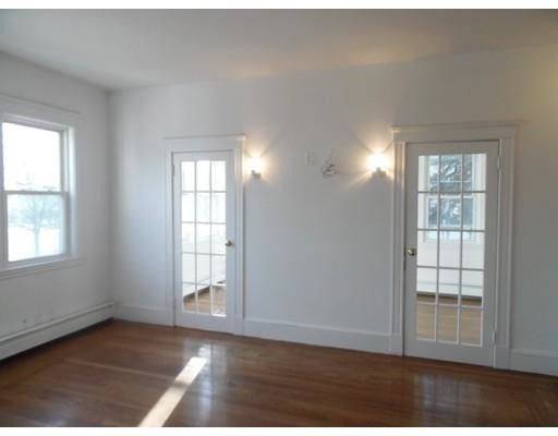 Building Photo - 40 Tappan St