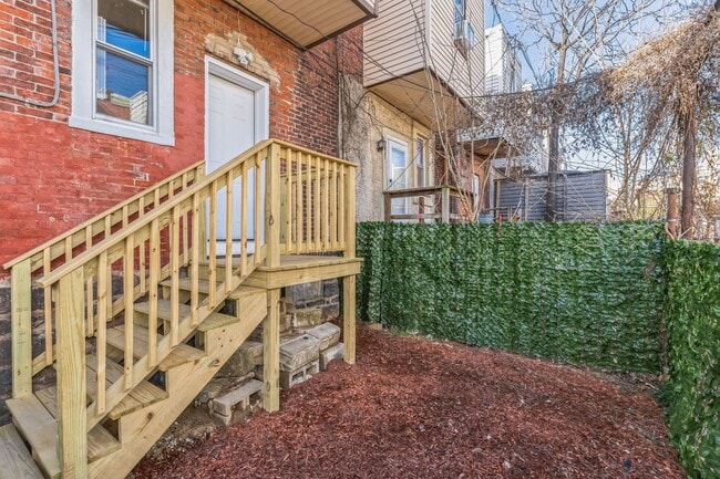 Photo - Beautiful Prime West Philadelphia porch front House
