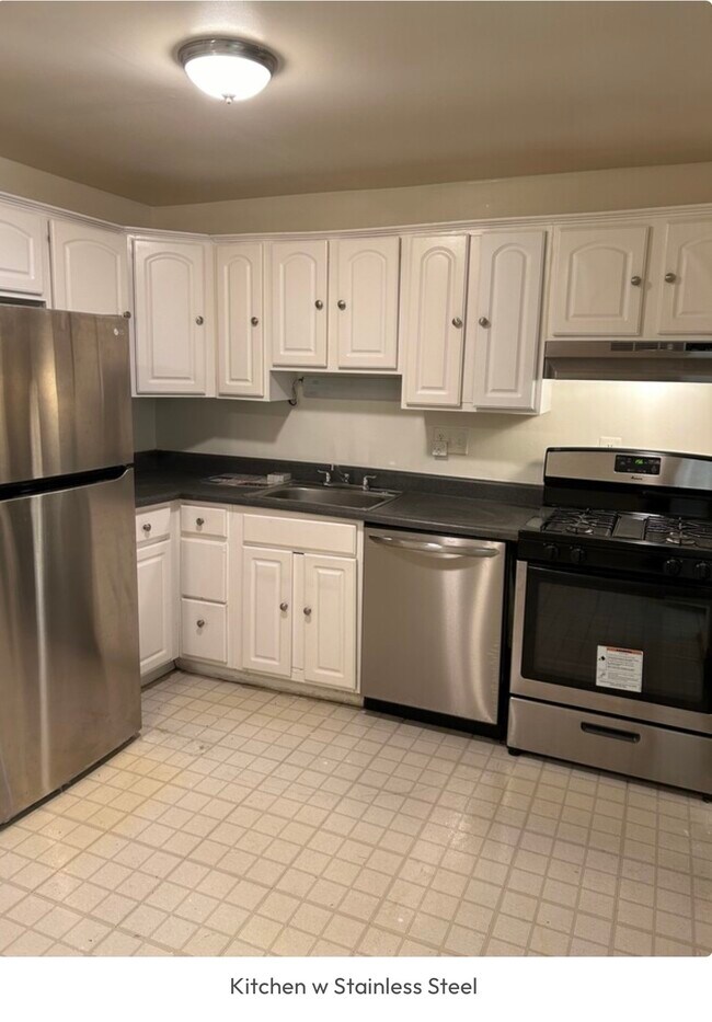 Foto del edificio - 3307 Huntley Sq Dr