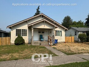 Building Photo - 307 19th Ave