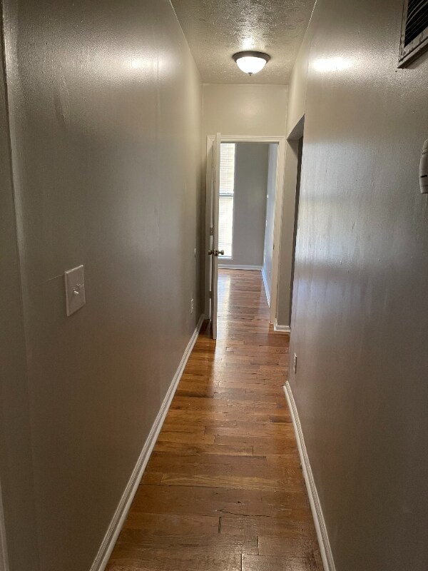Foto del edificio - 2124 W Jefferson St