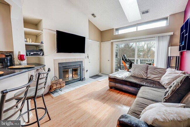 Foto del edificio - 11741 Summerchase Cir