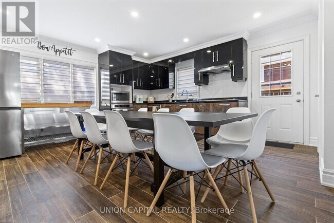 Photo du bâtiment - 186 Lincoln Rd W