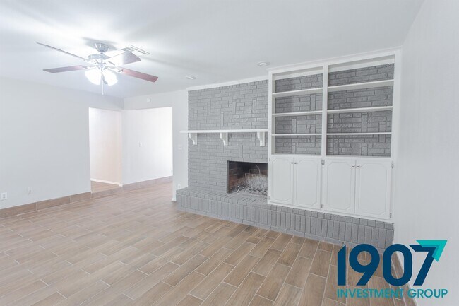 Foto del edificio - 1524 Oakcliff Rd