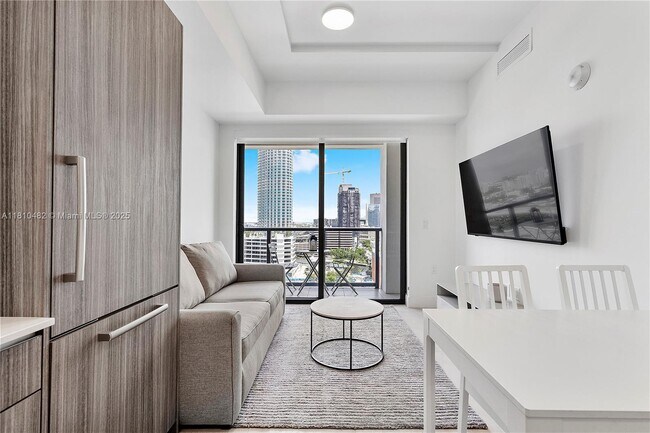 Foto del edificio - 239 SW 9th St